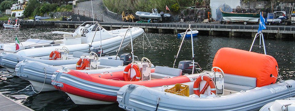 Noleggio gommoni Isola di Salina